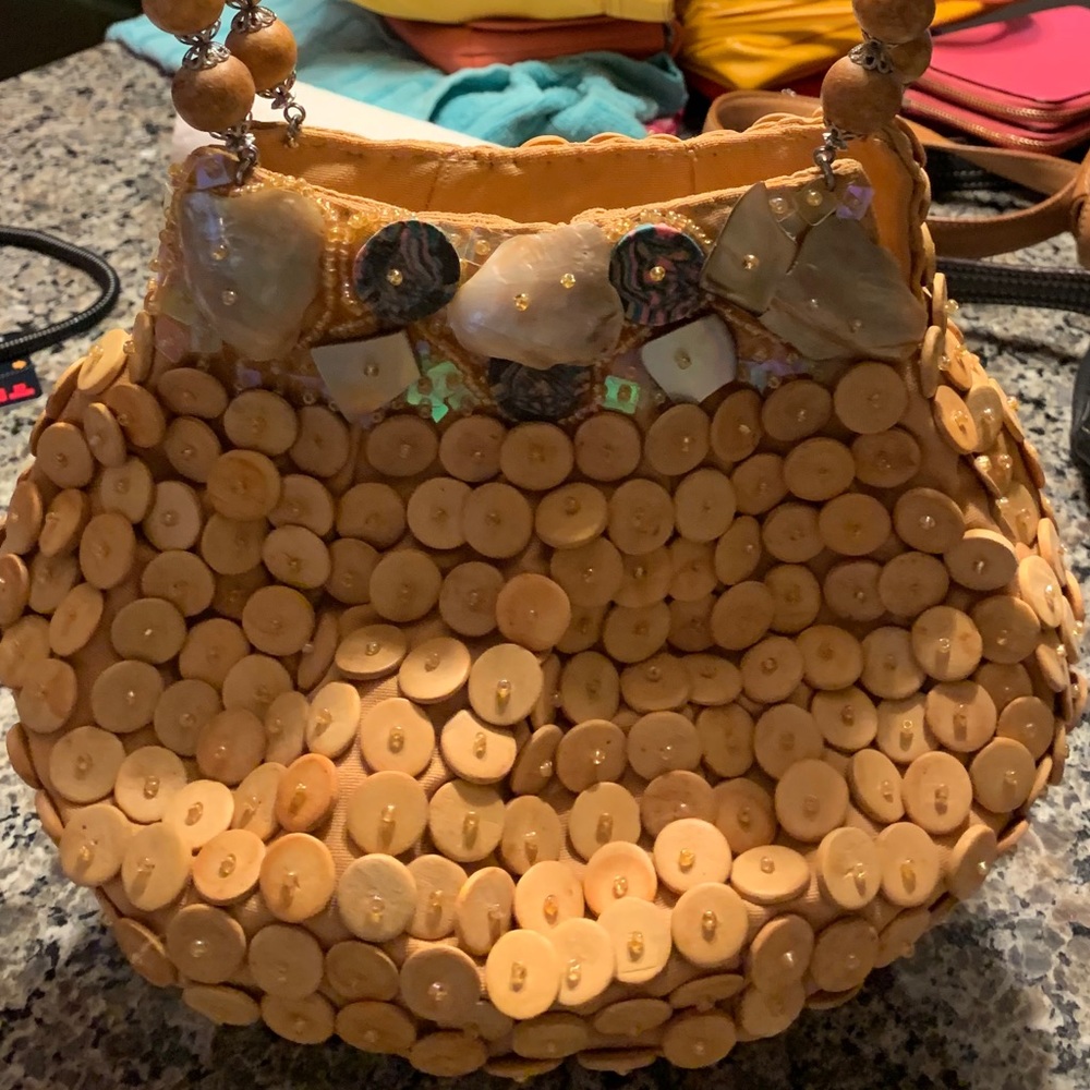 Quirky Bag, Buttons & Shells